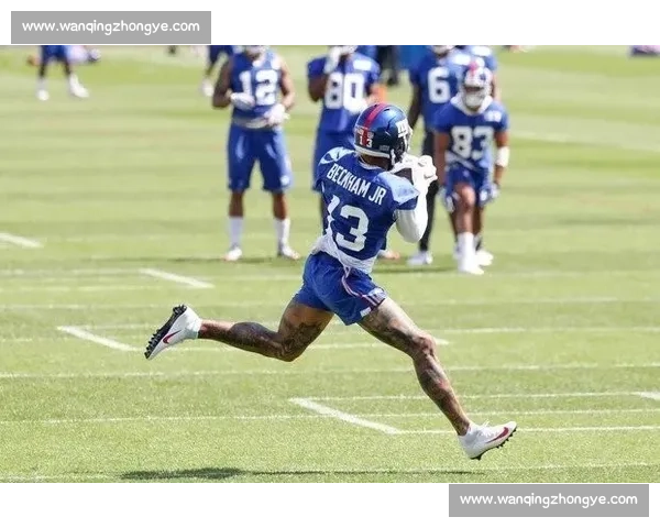 拉齐奥强硬驱逐训鹰师！露骨照片事件终落幕