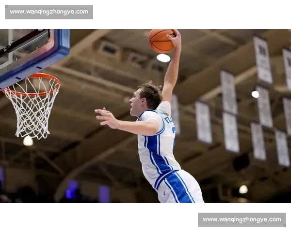 最佳新秀之争白热化：弗拉格、杨翰森与约翰逊的三国杀