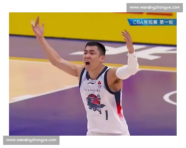 高诗岩落户济南！顶薪续约 + 全家扎根，“新泉城人” 开启篮球与生活双重新篇