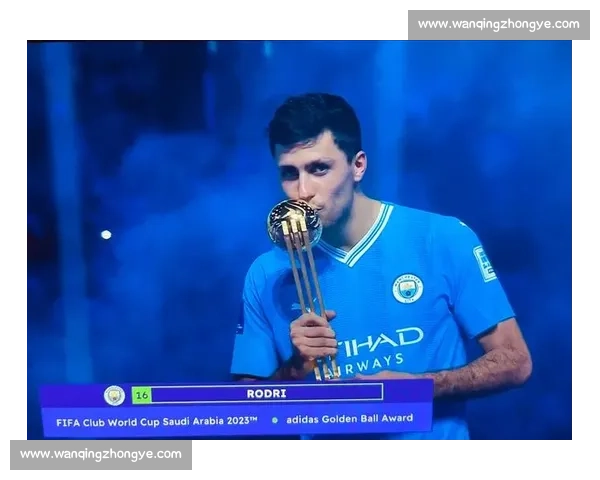 詹俊看好曼城！罗德里复出 + 新援助力，蓝月亮剑指世俱杯