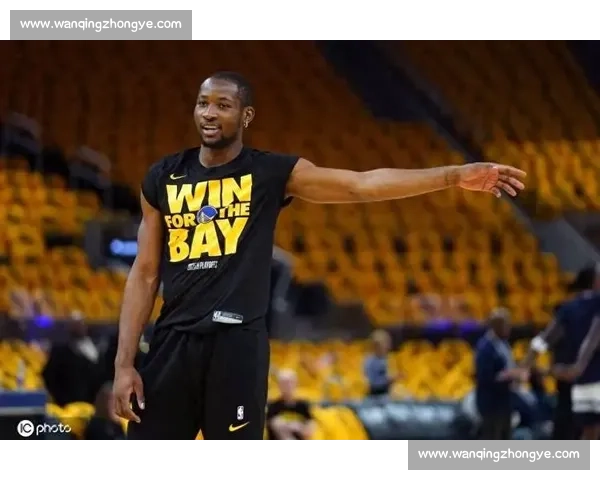 库明加受限自由身！勇士续约博弈升级，小佩顿离队倒计时与双向合同布局